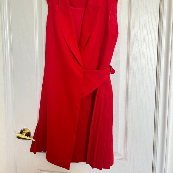 Women's Red Knee-Long Pleated Suit Dress Size M - Picture 1 of 5
